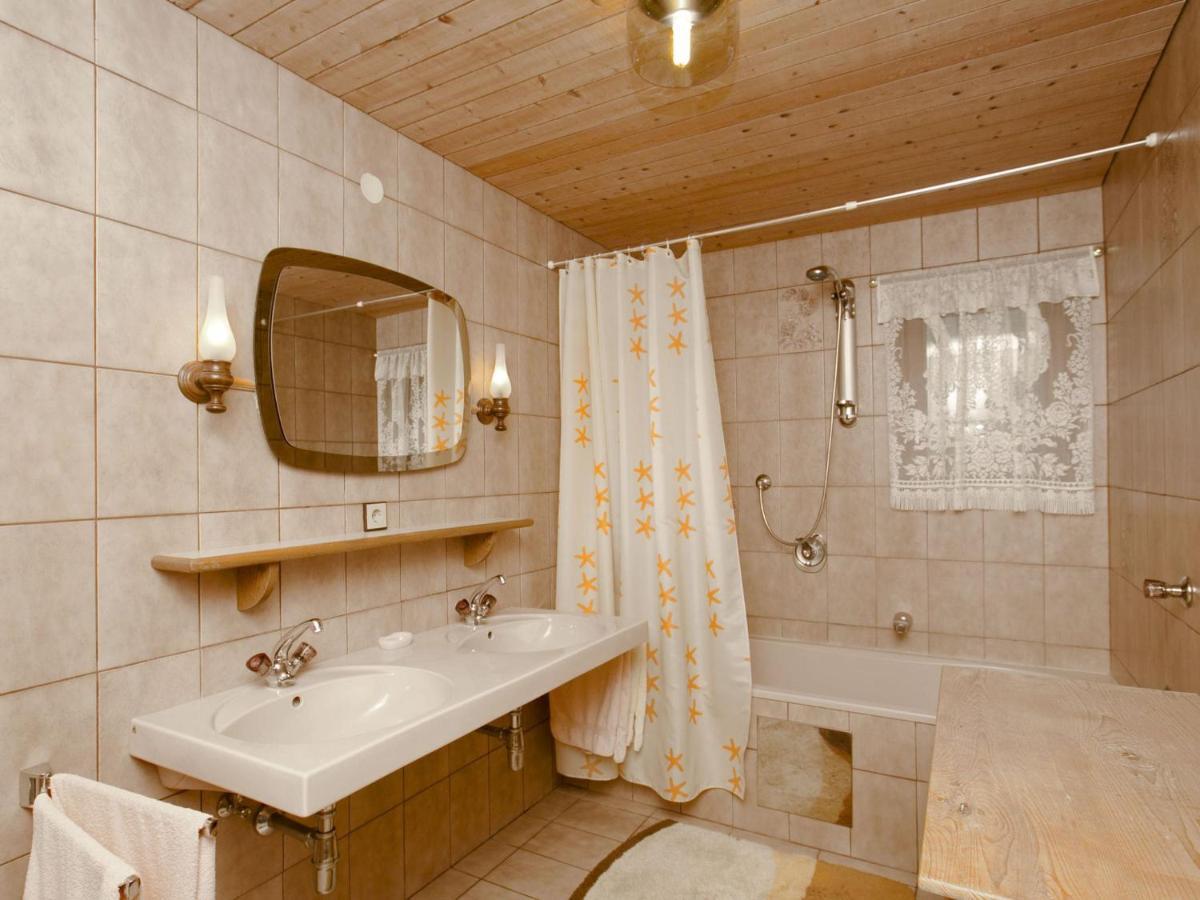 רויטה Apartment In W Ngle Tyrol With Walking Trails Near מראה חיצוני תמונה